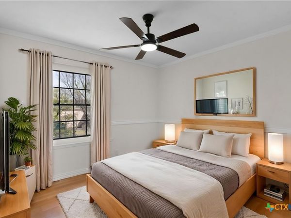 7801 Shoal Creek Boulevard, Unit 240, Austin, TX 78757