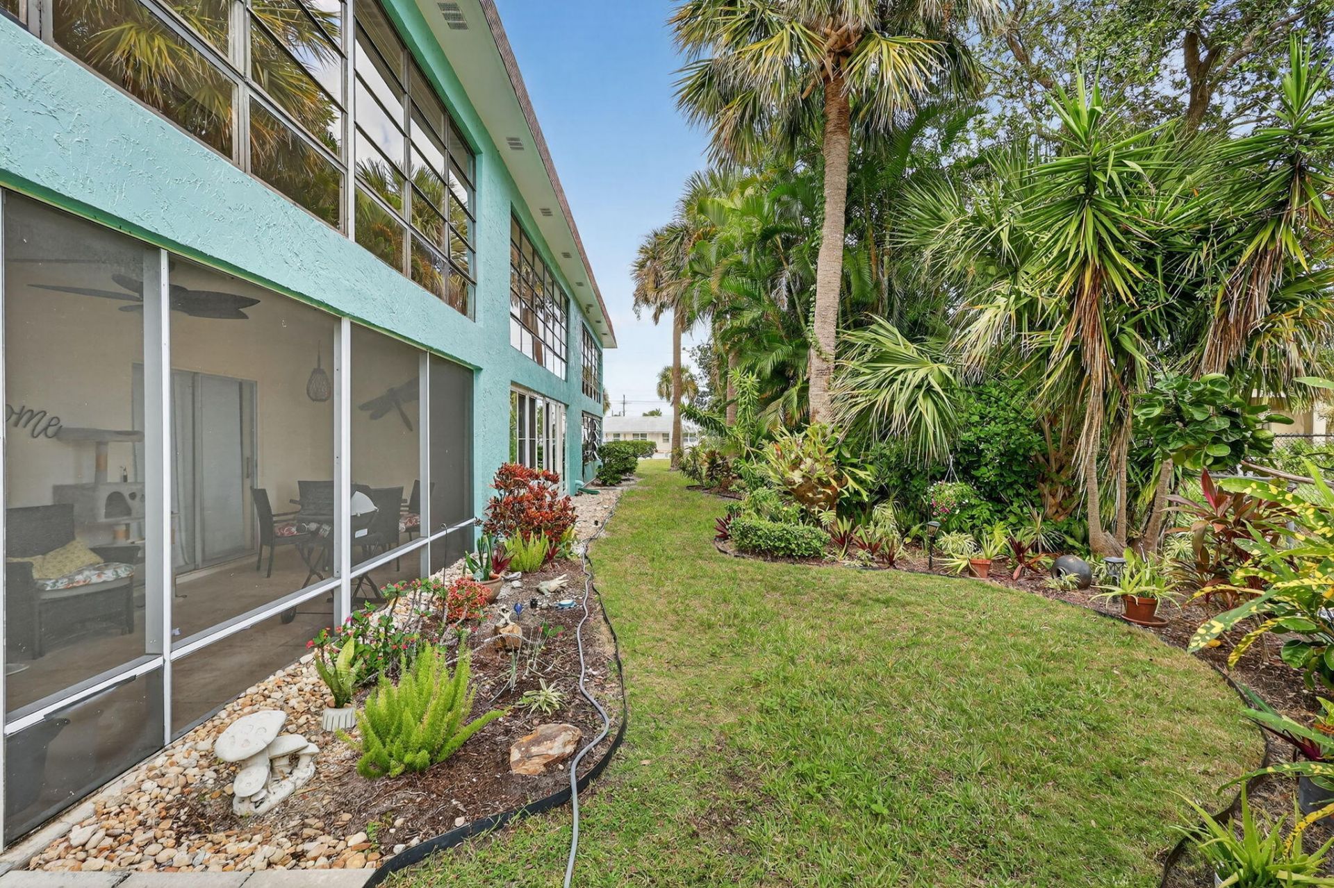 1245 Carlton Court, Unit 204, Fort Pierce, FL 34949 Photo