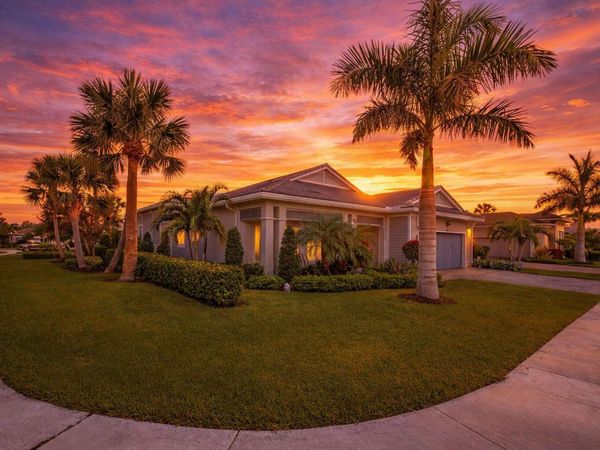 9935 Timber Creek Way, Palm Beach Gardens, FL 33412