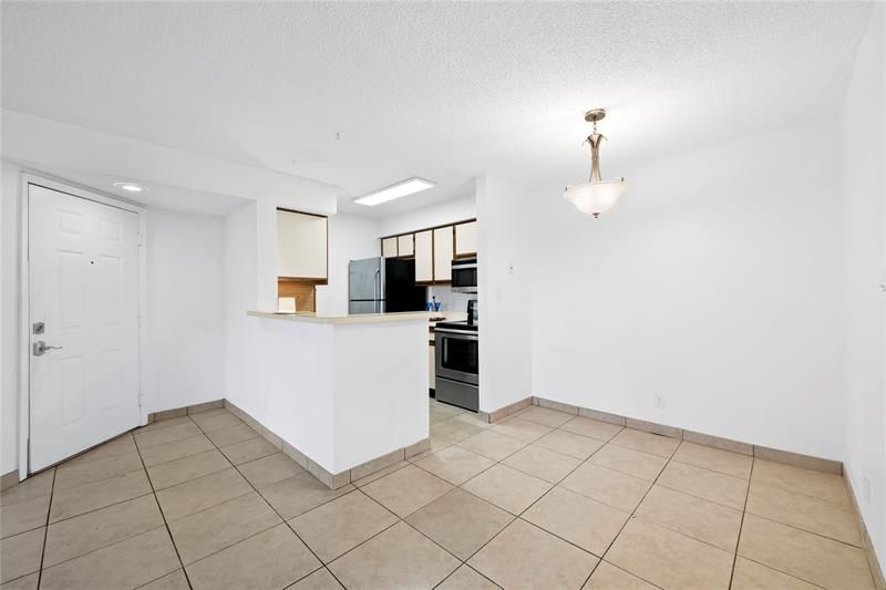 2906 S University Drive, Unit 10204, Davie, FL 33328 Photo