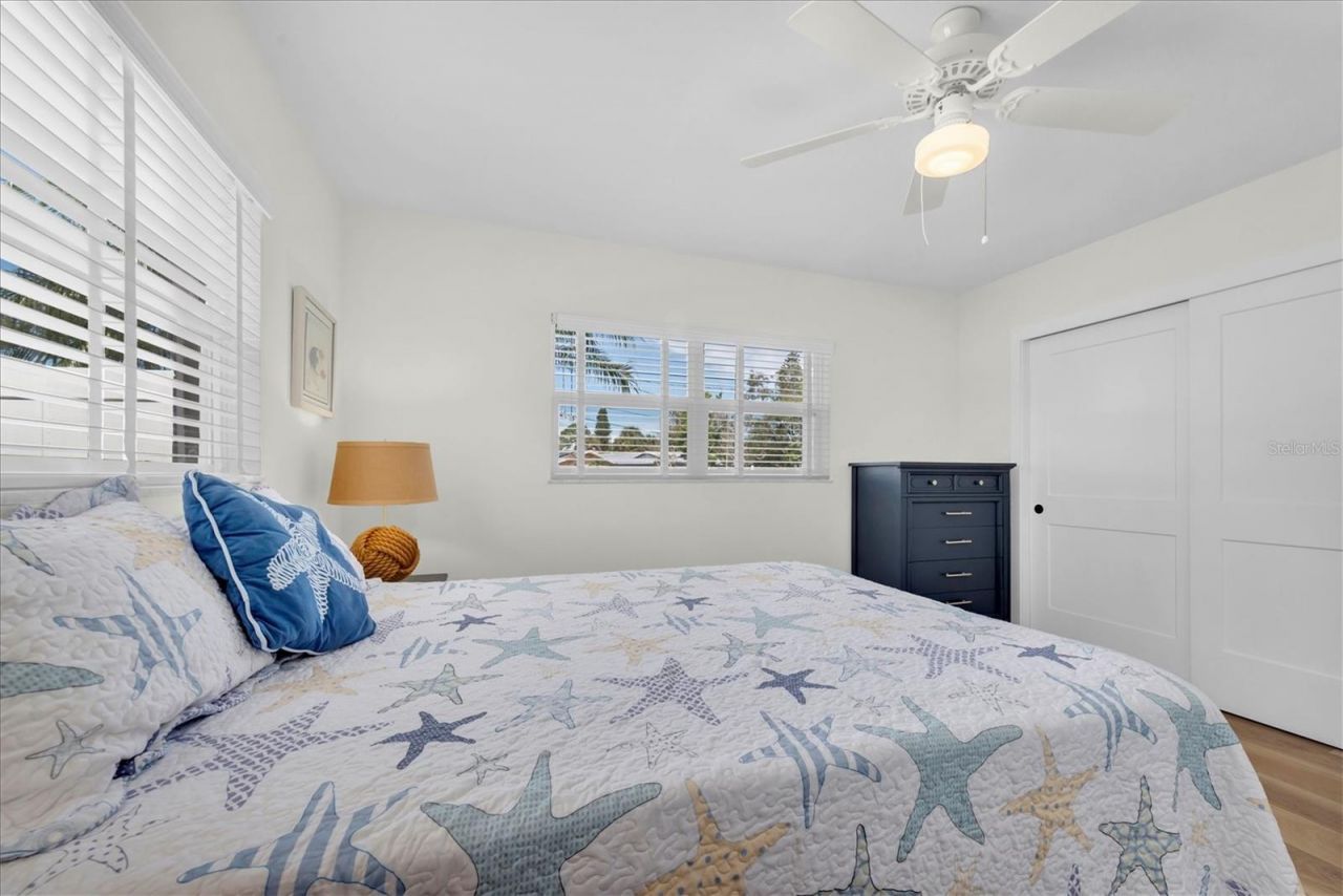 4812 Venetian Place Ne, Saint Petersburg, FL 33703 Photo