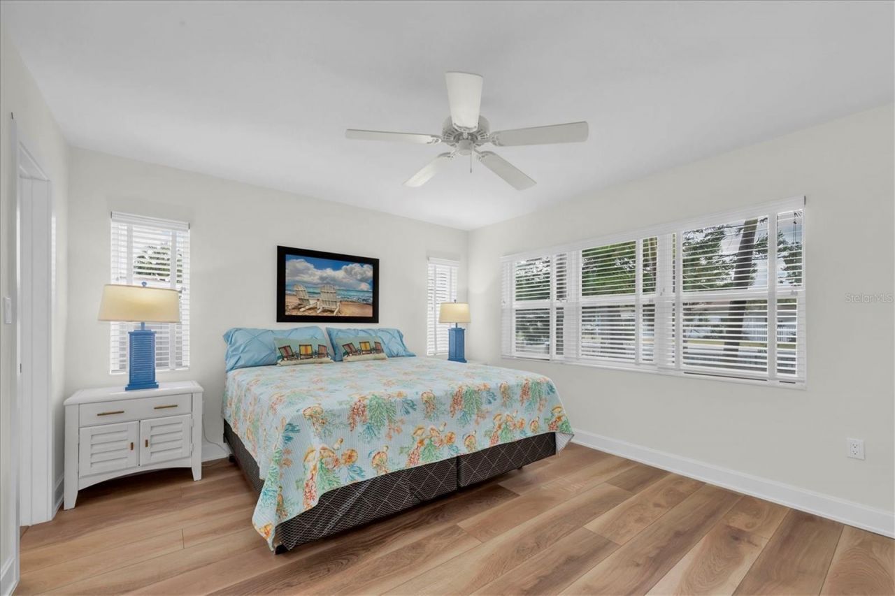 4812 Venetian Place Ne, Saint Petersburg, FL 33703 Photo