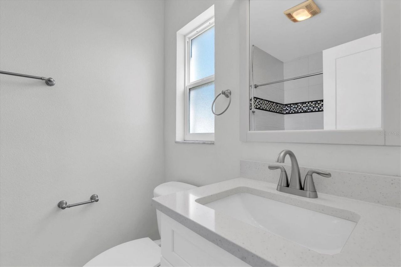 4812 Venetian Place Ne, Saint Petersburg, FL 33703 Photo