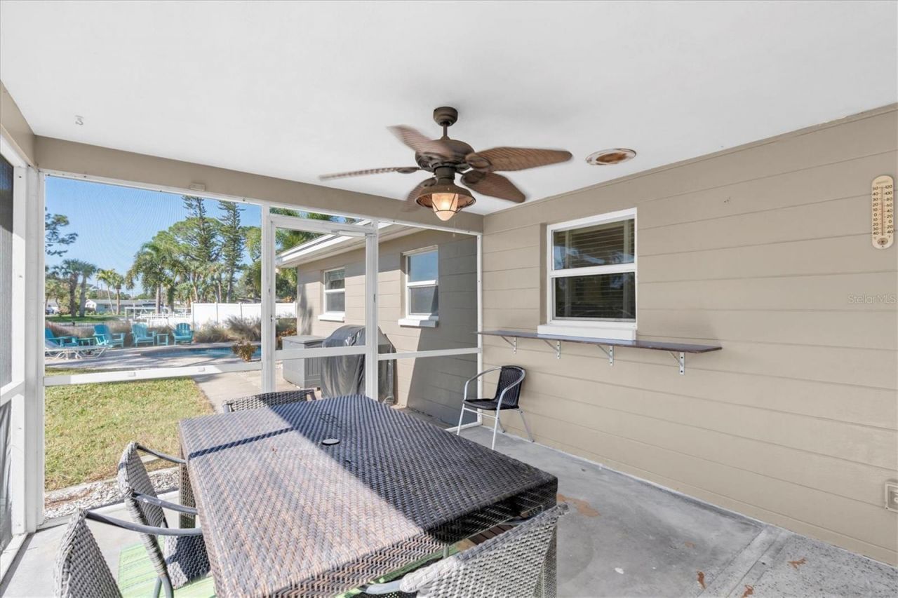 4812 Venetian Place Ne, Saint Petersburg, FL 33703 Photo