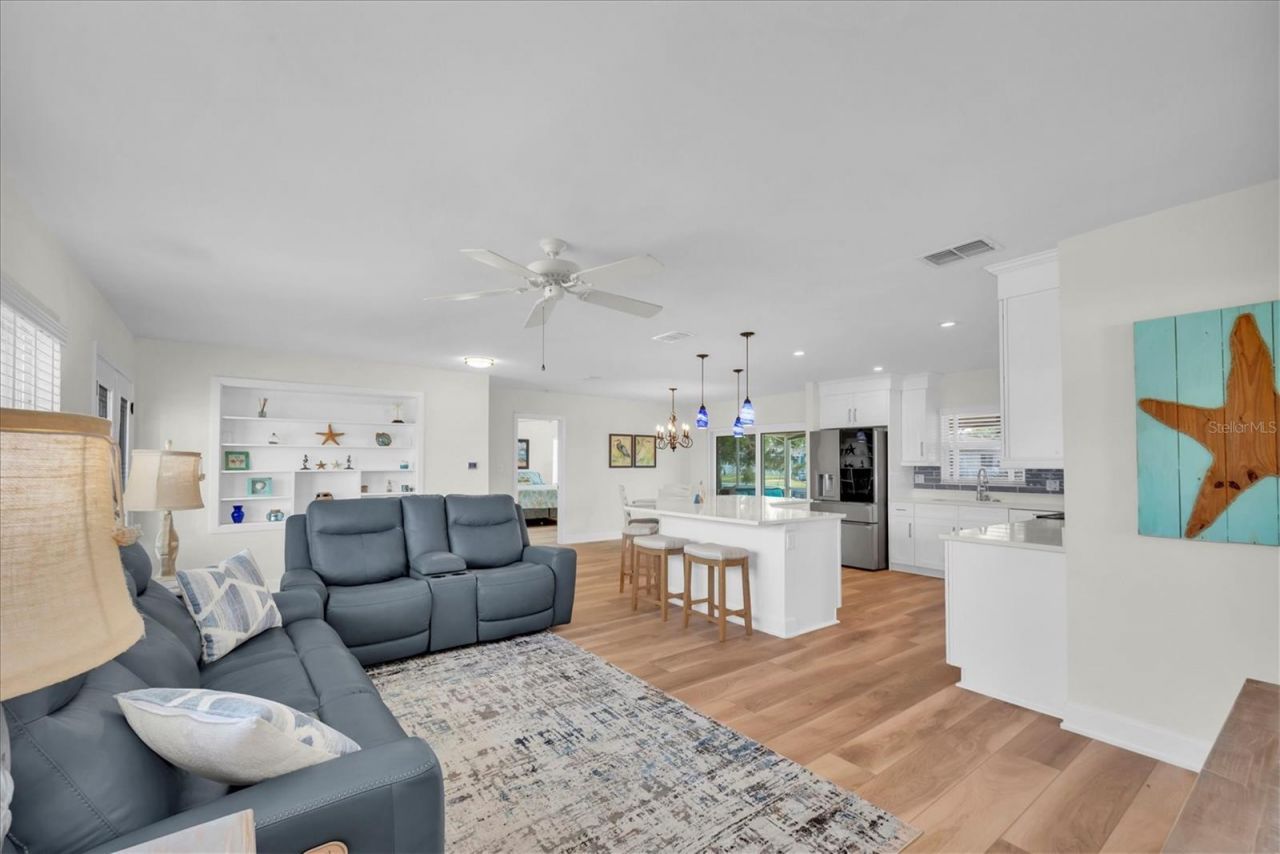 4812 Venetian Place Ne, Saint Petersburg, FL 33703 Photo