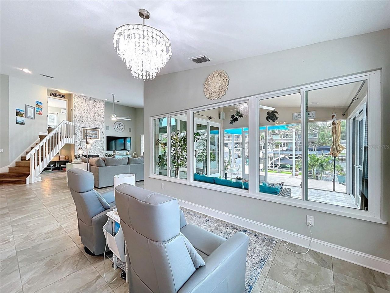 386 Westwinds Drive, Palm Harbor, FL 34683 Photo
