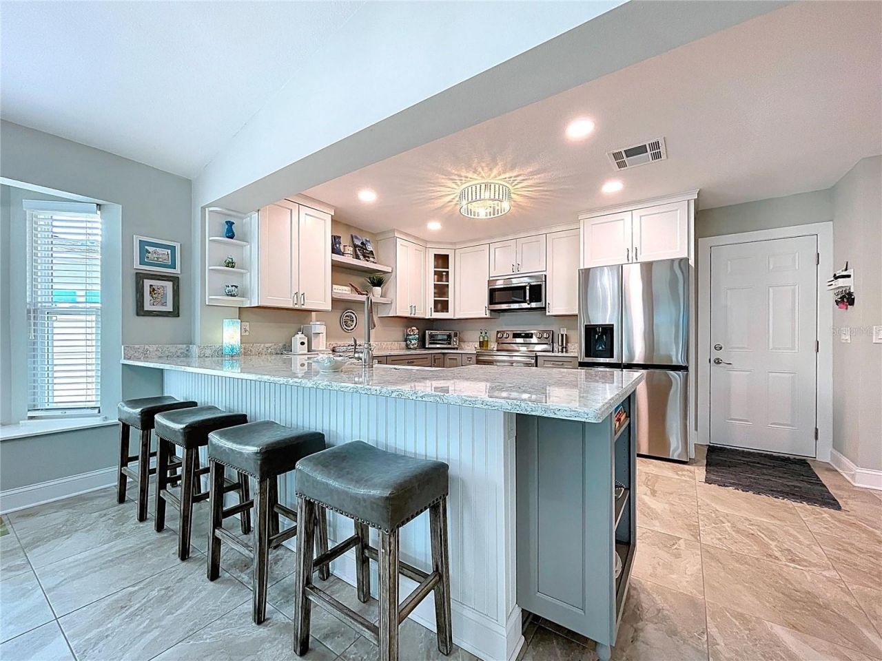 386 Westwinds Drive, Palm Harbor, FL 34683 Photo
