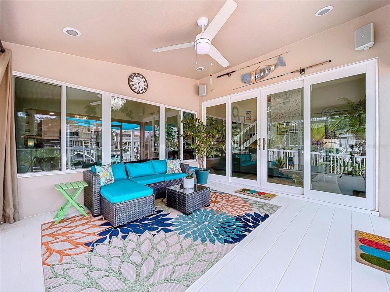386 Westwinds Drive, Palm Harbor, FL 34683 Photo
