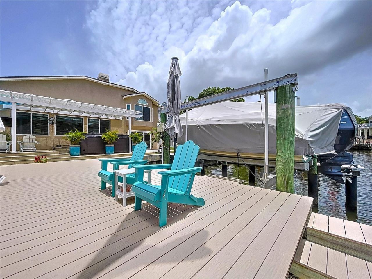 386 Westwinds Drive, Palm Harbor, FL 34683 Photo