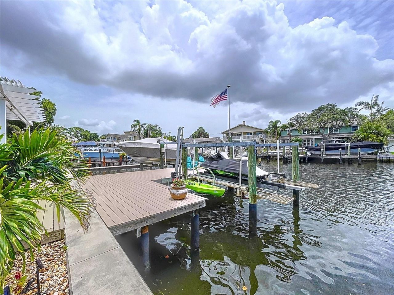 386 Westwinds Drive, Palm Harbor, FL 34683 Photo