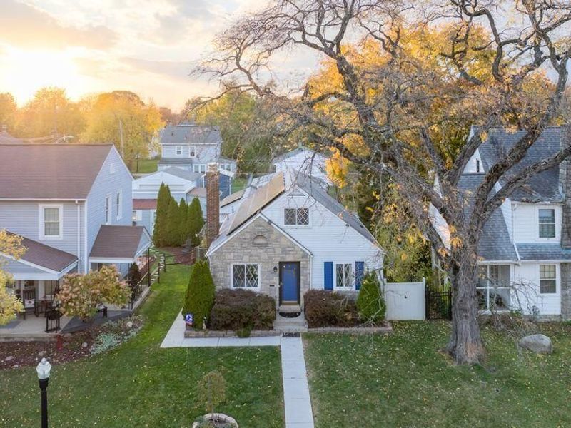 457 Guernsey Avenue, Columbus, OH 43204 Photo 1