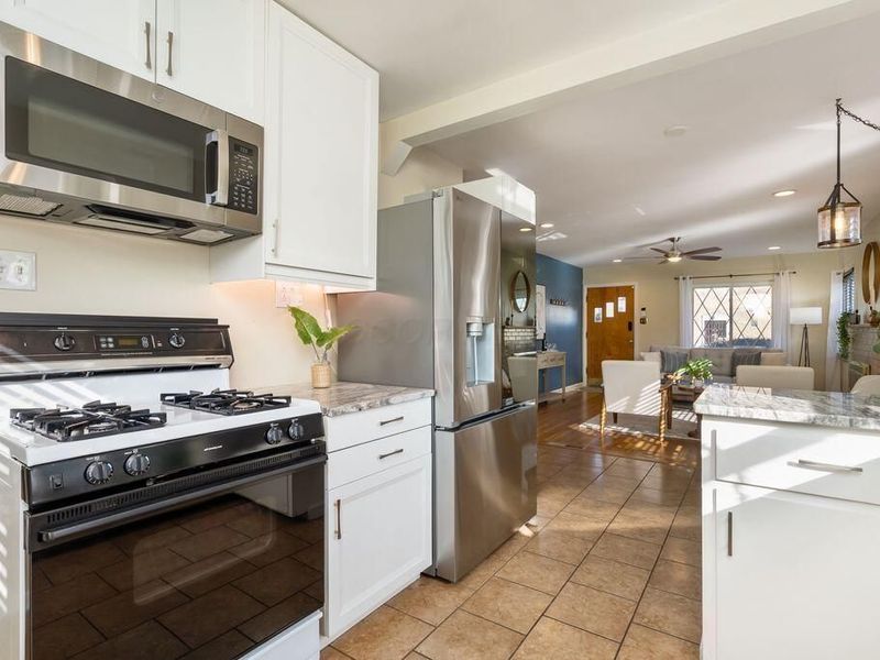 457 Guernsey Avenue, Columbus, OH 43204 Photo 13