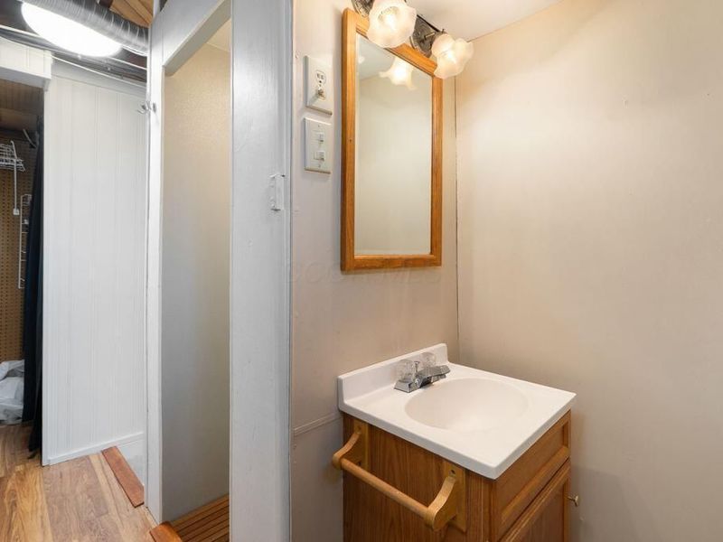 457 Guernsey Avenue, Columbus, OH 43204 Photo 28