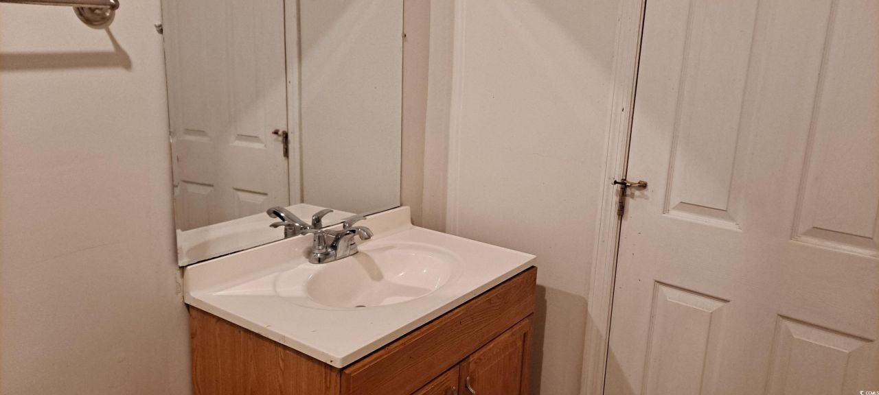 9816 Powell Rd. Photo 17