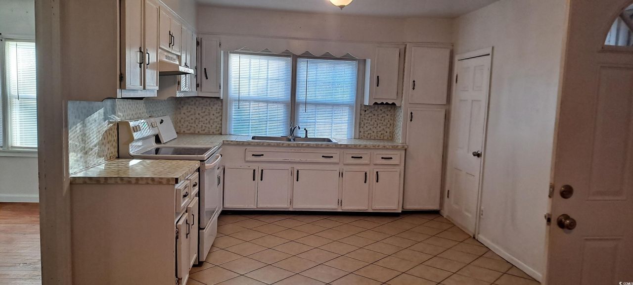 9816 Powell Rd. Photo 20