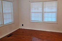 9816 Powell Rd. photo 4