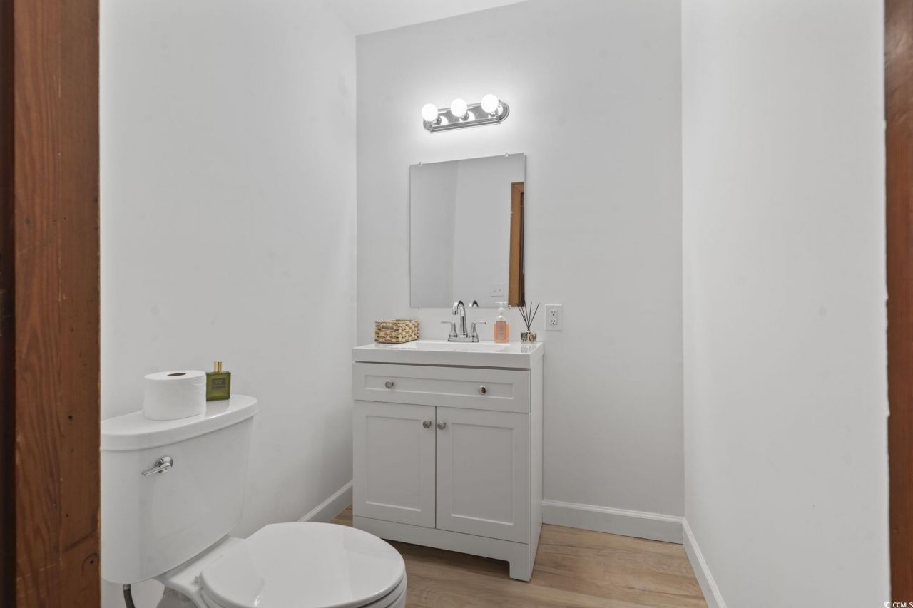 707 Thomas Ave. Photo 14