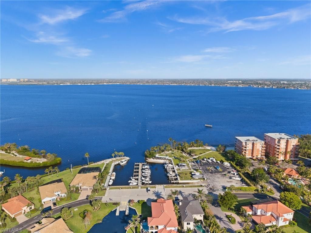 14819 Laguna Dr, Unit 501, Fort Myers, FL 33908 Photo