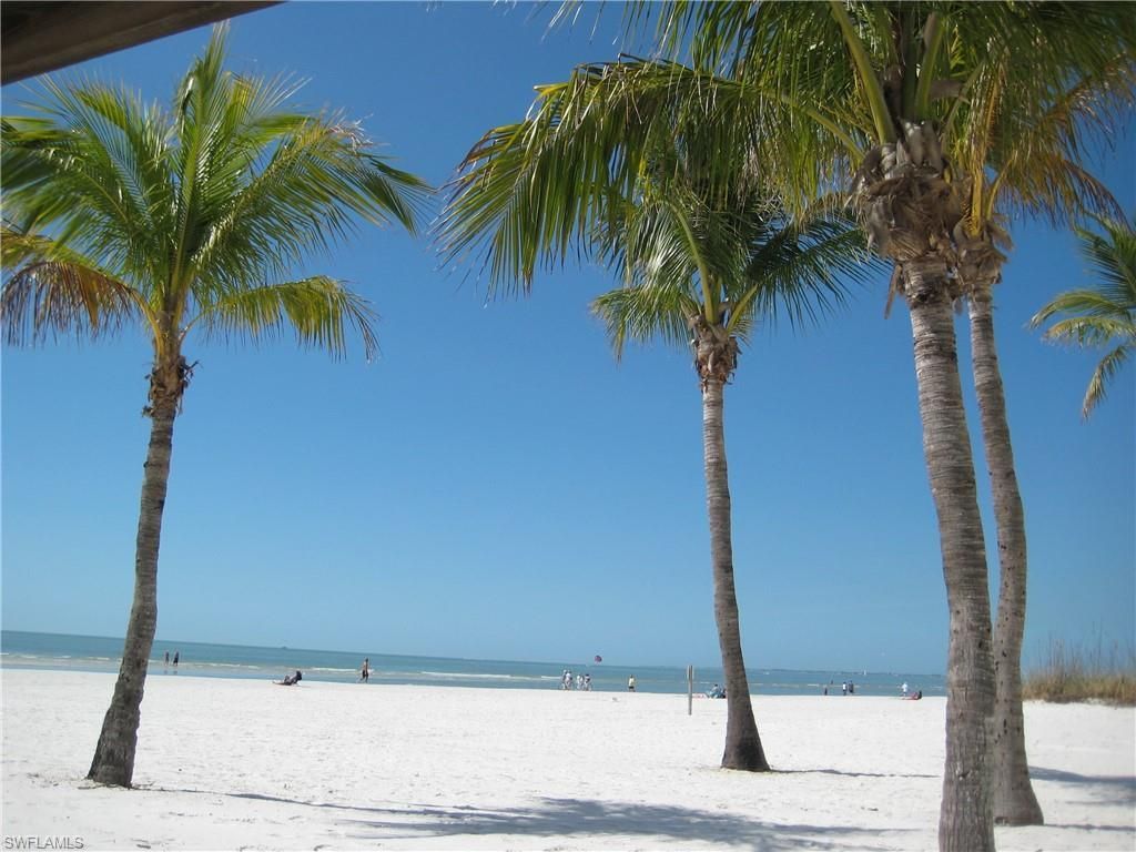14819 Laguna Dr, Unit 501, Fort Myers, FL 33908 Photo