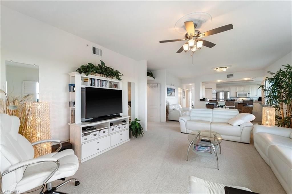 14819 Laguna Dr, Unit 501, Fort Myers, FL 33908 Photo