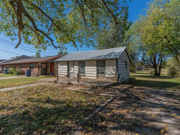 321 N Carol Terrace, Mustang, OK 73064