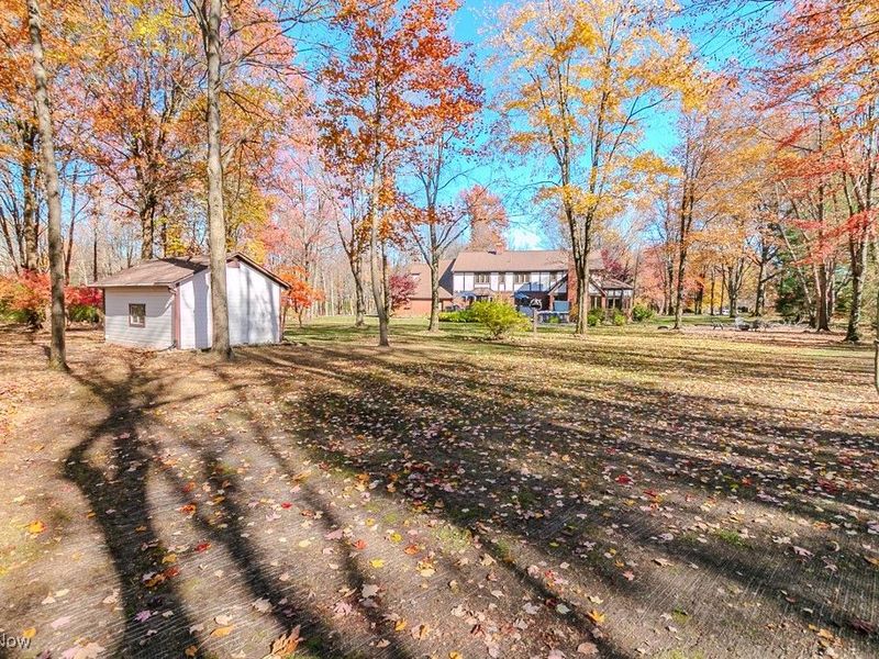 1874 Cottesworth Lane, Gates Mills, OH 44040 Photo 6