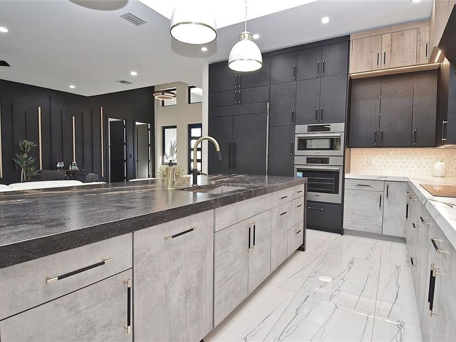 Property Image 80