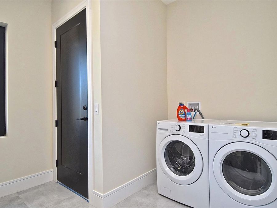 Property Image 84