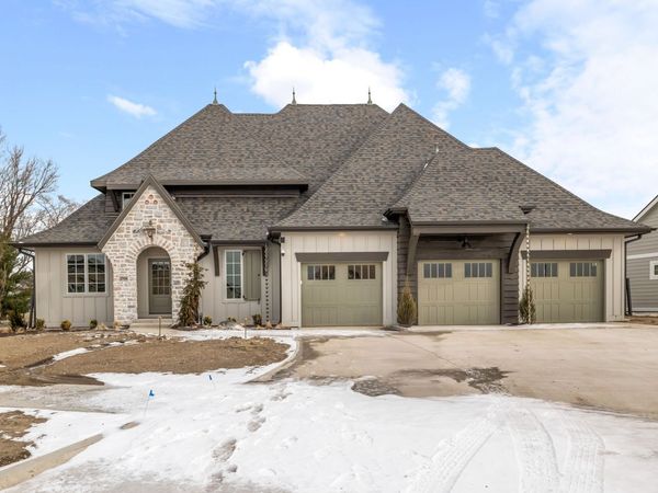 2916 NW 27th Court, Ankeny, IA 50023