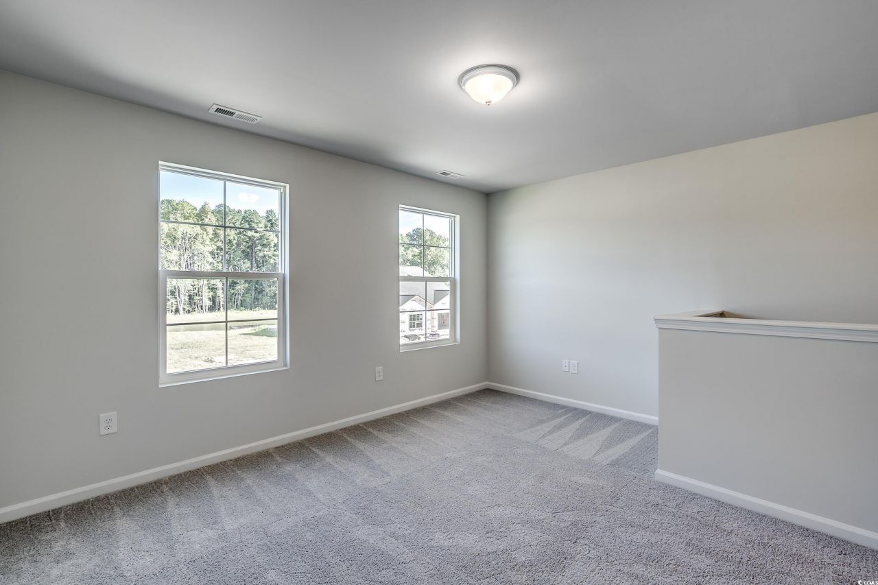 324 Garden Grove St Photo 23