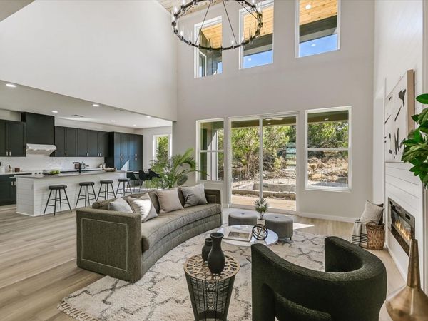 52 WAR BONNET, Wimberley, TX 78676