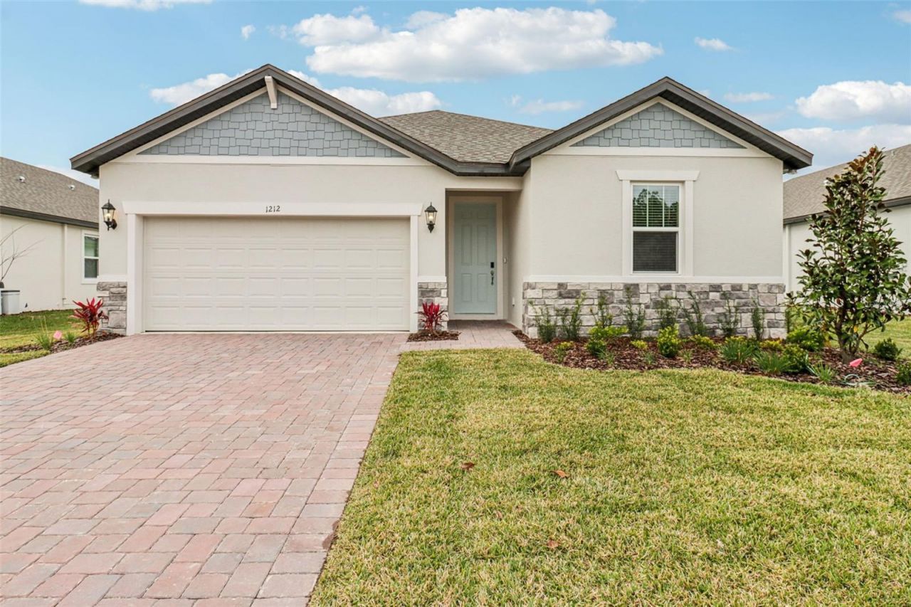 1212 Pampus Drive, Daytona Beach, FL 32124 Main Photo