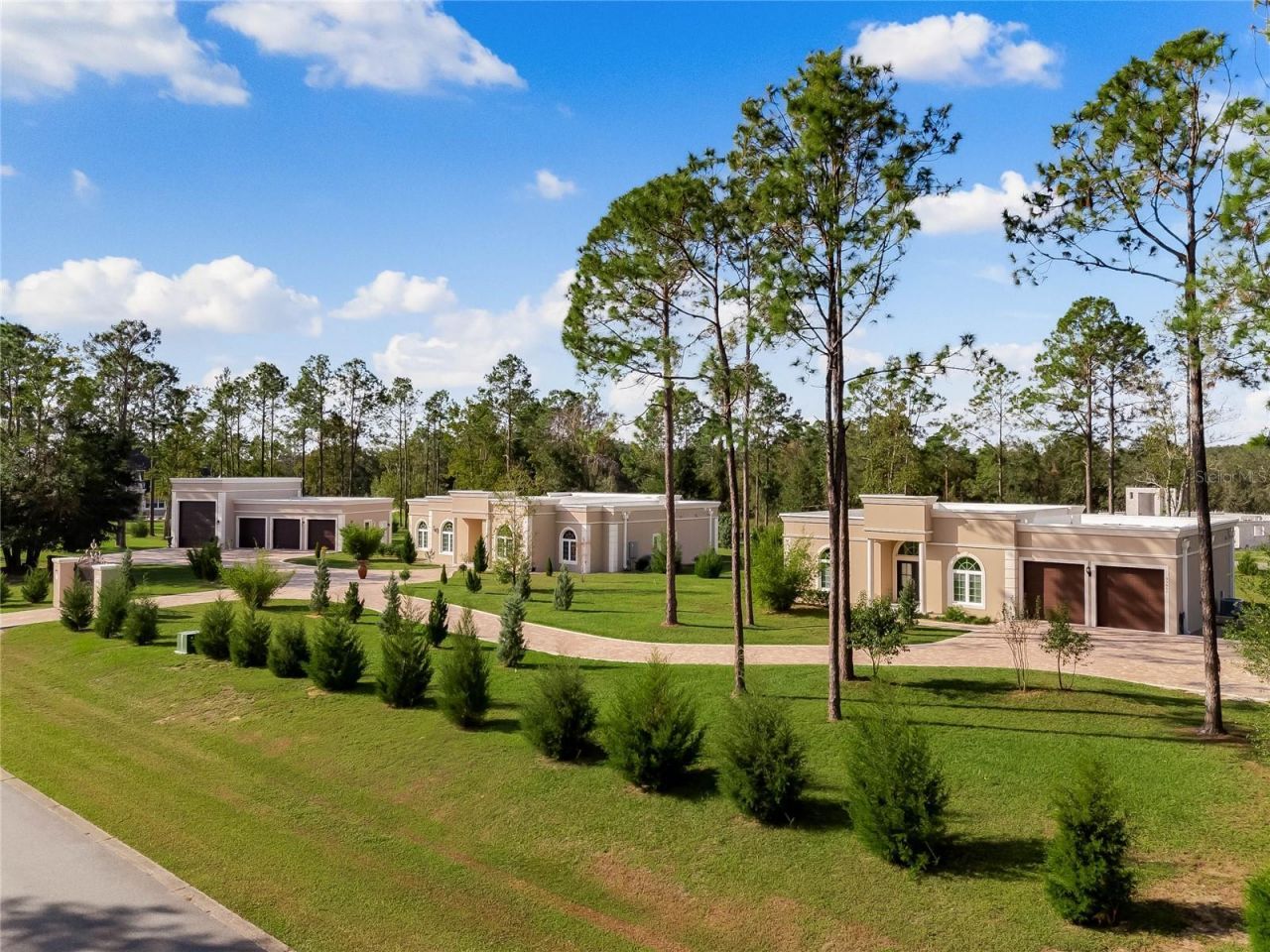 39851 & 39855 Darlington Avenue, Lady Lake, FL 32159 Photo