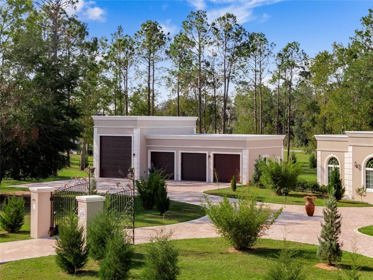 39851 & 39855 Darlington Avenue, Lady Lake, FL 32159 Photo