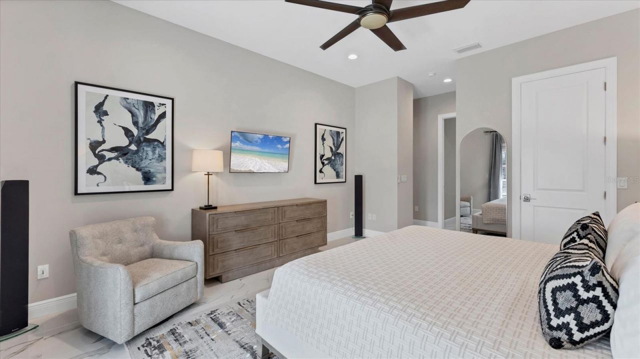 39851 & 39855 Darlington Avenue, Lady Lake, FL 32159 Photo