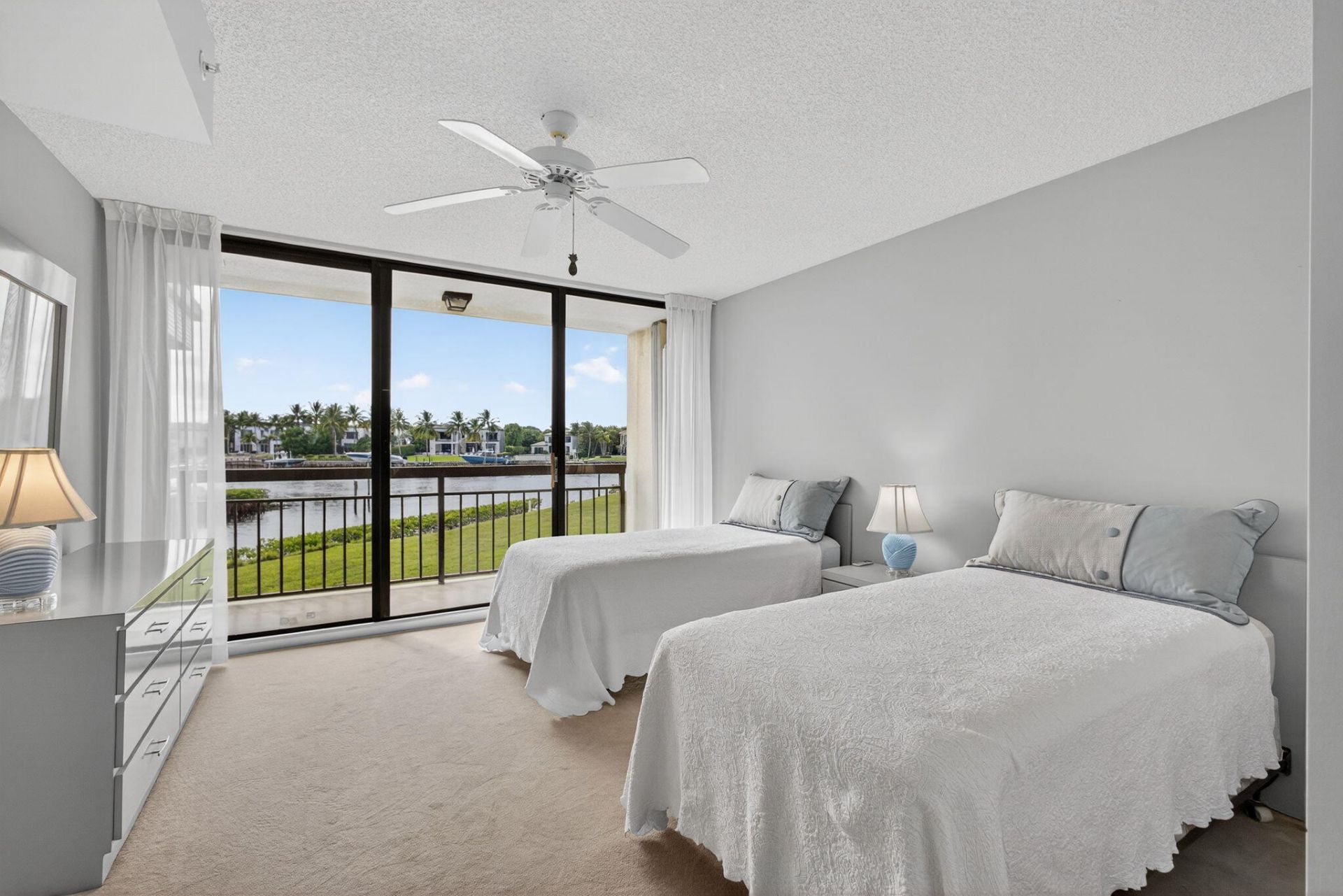 2201 Marina Isle Way, Unit 202, Jupiter, FL 33477 Photo