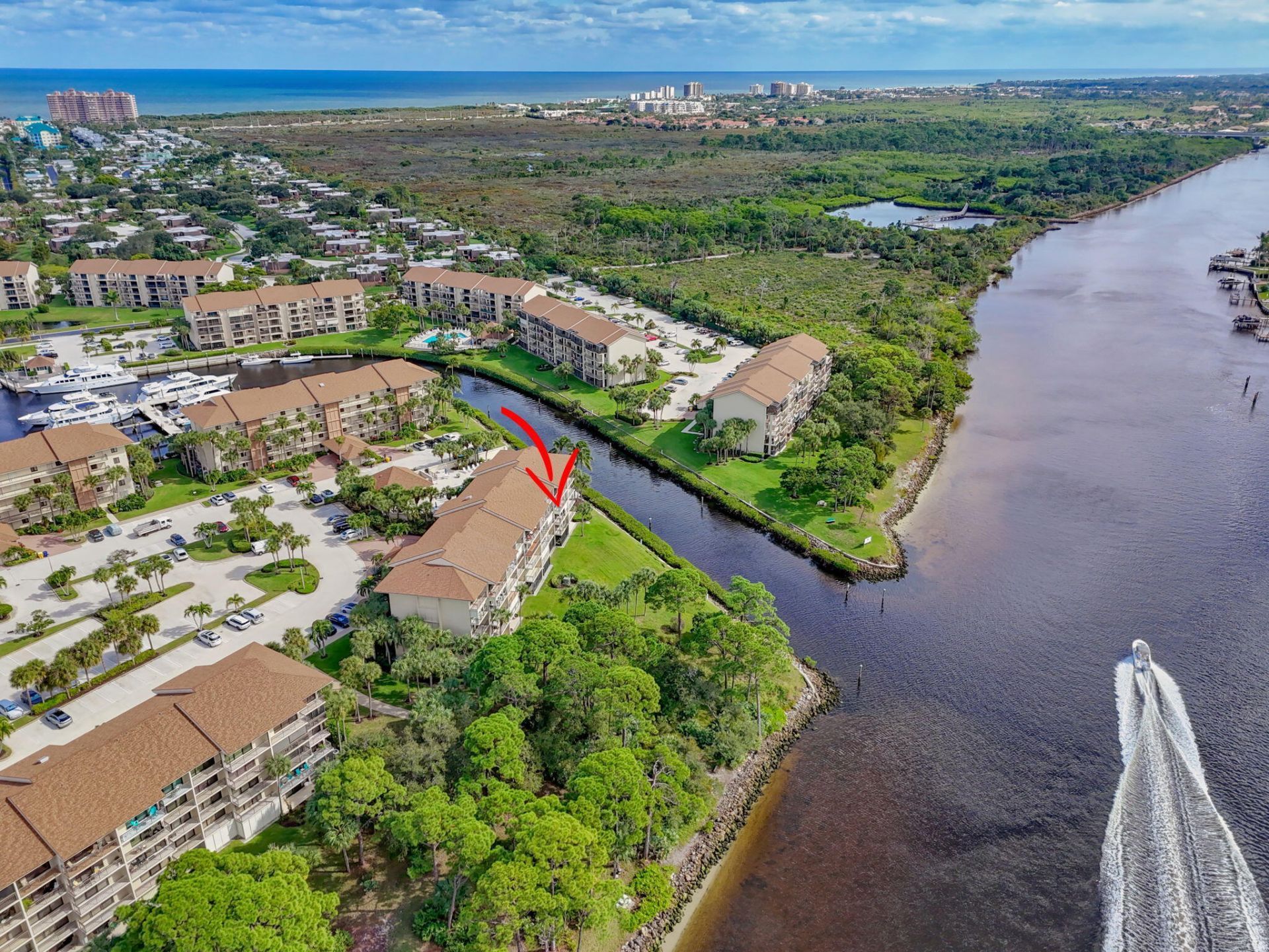 2201 Marina Isle Way, Unit 202, Jupiter, FL 33477 Photo