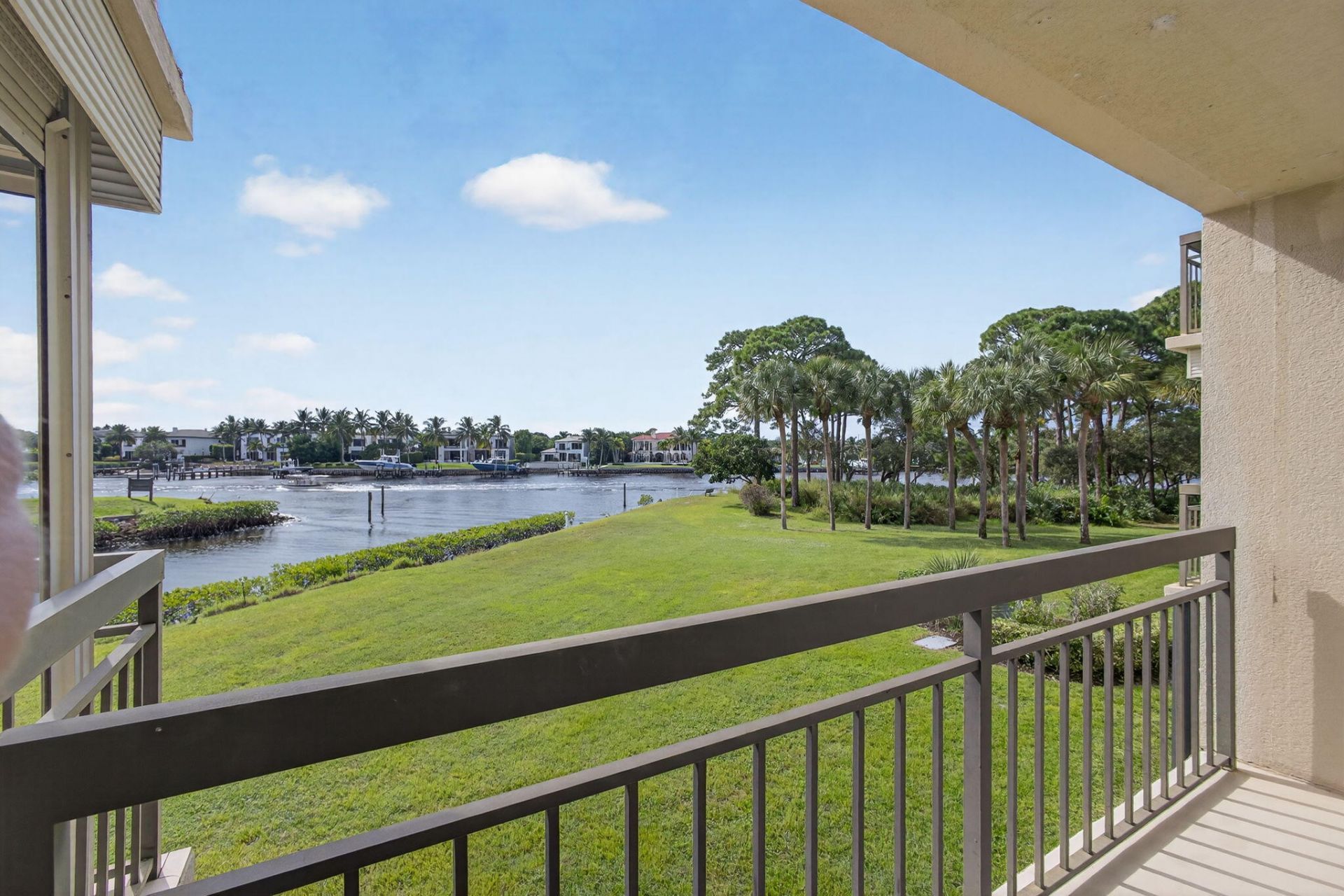 2201 Marina Isle Way, Unit 202, Jupiter, FL 33477 Photo