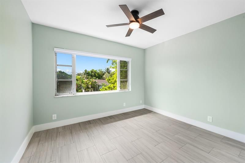 5700 NE 22nd Way, Unit 321, Fort Lauderdale, FL 33308 Photo