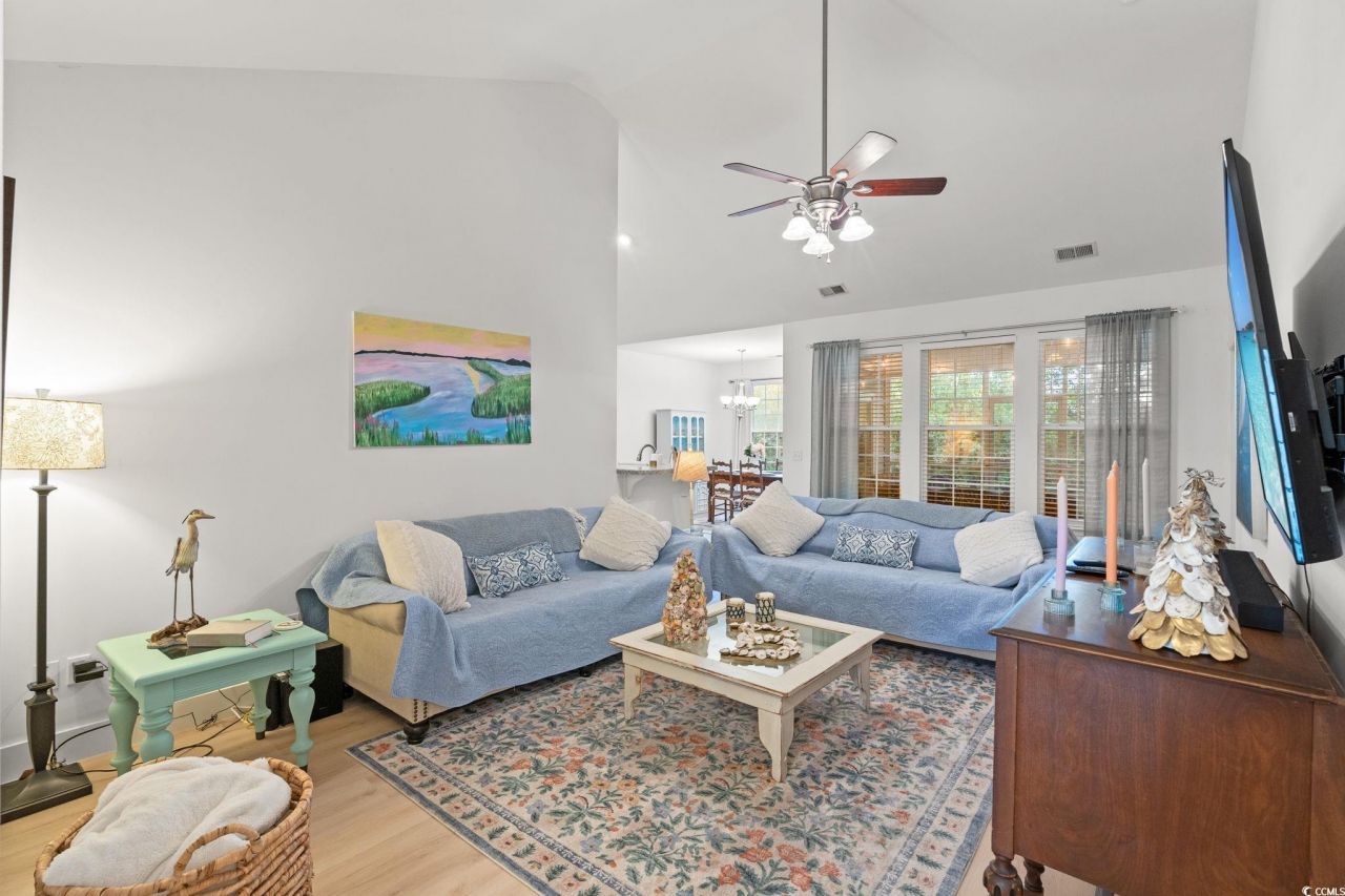 128 Carolina Oaks Dr. Photo 3