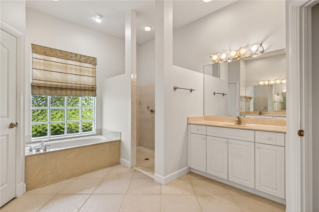 3210 Bent Pine Drive, Fort Pierce, FL 34951 Photo