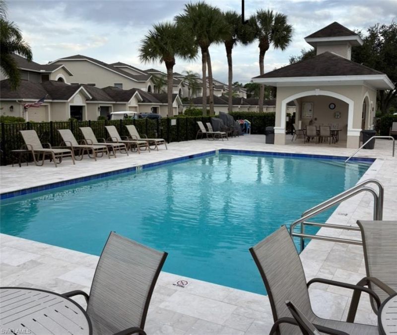 14541 Hickory Hill Ct, Unit 215, Fort Myers, FL 33912 Photo