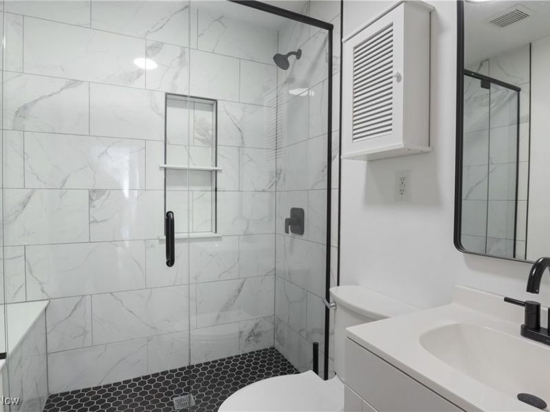 728 E 343rd Street, Eastlake, OH 44095 Photo 14