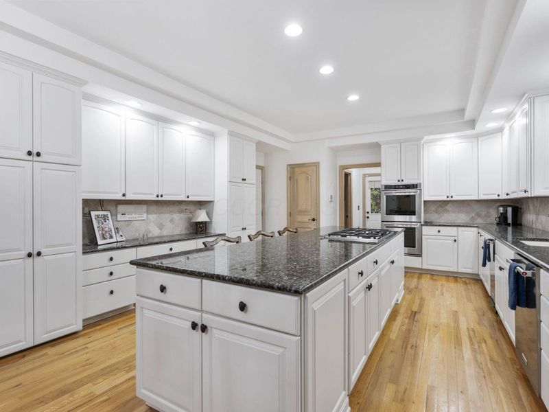 4840 Paddington Way, Powell, OH 43065 Photo 9