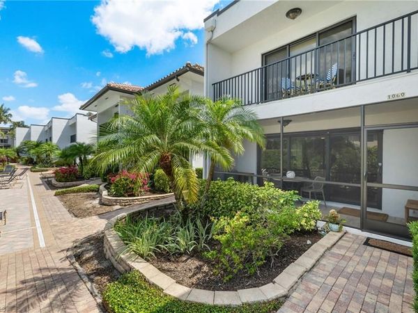 1060 6th ST S, Unit 1060, NAPLES, FL 34102