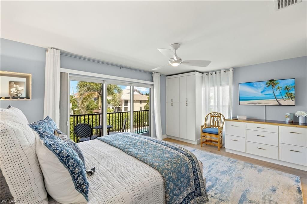 1060 6th St S, Unit 1060, Naples, FL 34102 Photo