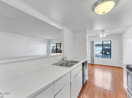 3230 Wedekind Road, Unit 64, Sparks, NV 89431 Photo