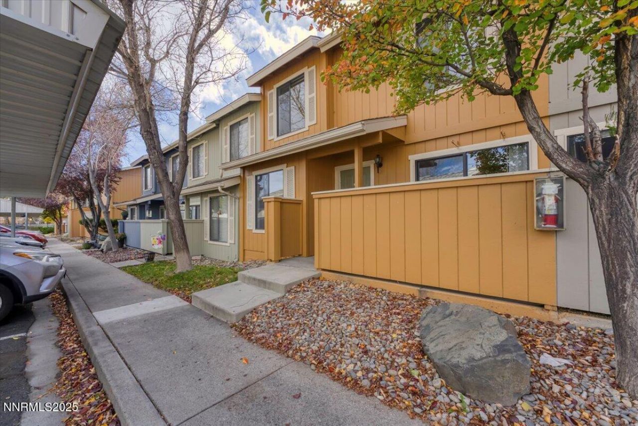 3230 Wedekind Road, Unit 64, Sparks, NV 89431 Photo