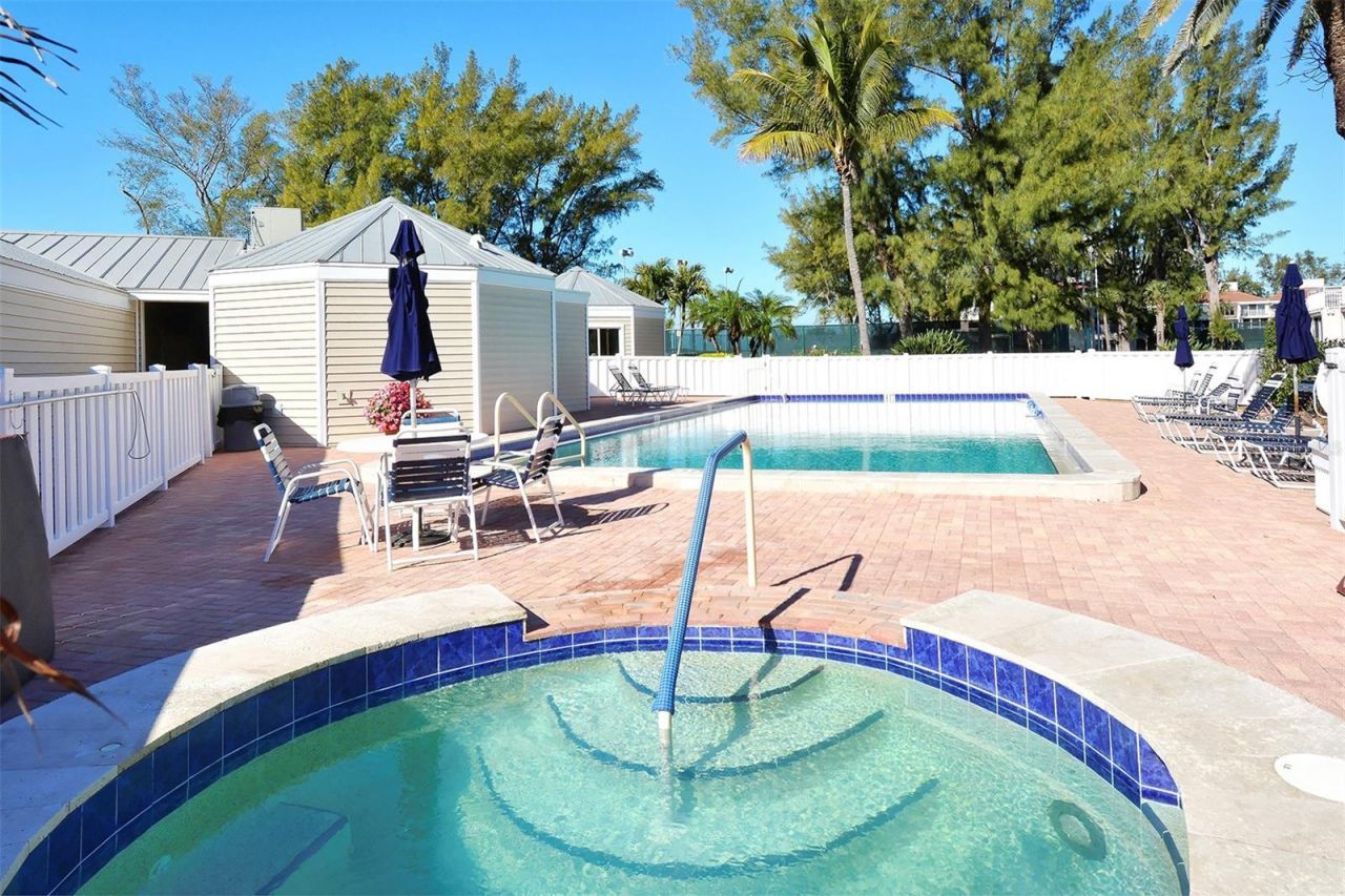 5055 Gulf Of Mexico Drive, Unit 331, Longboat Key, FL 34228 Photo