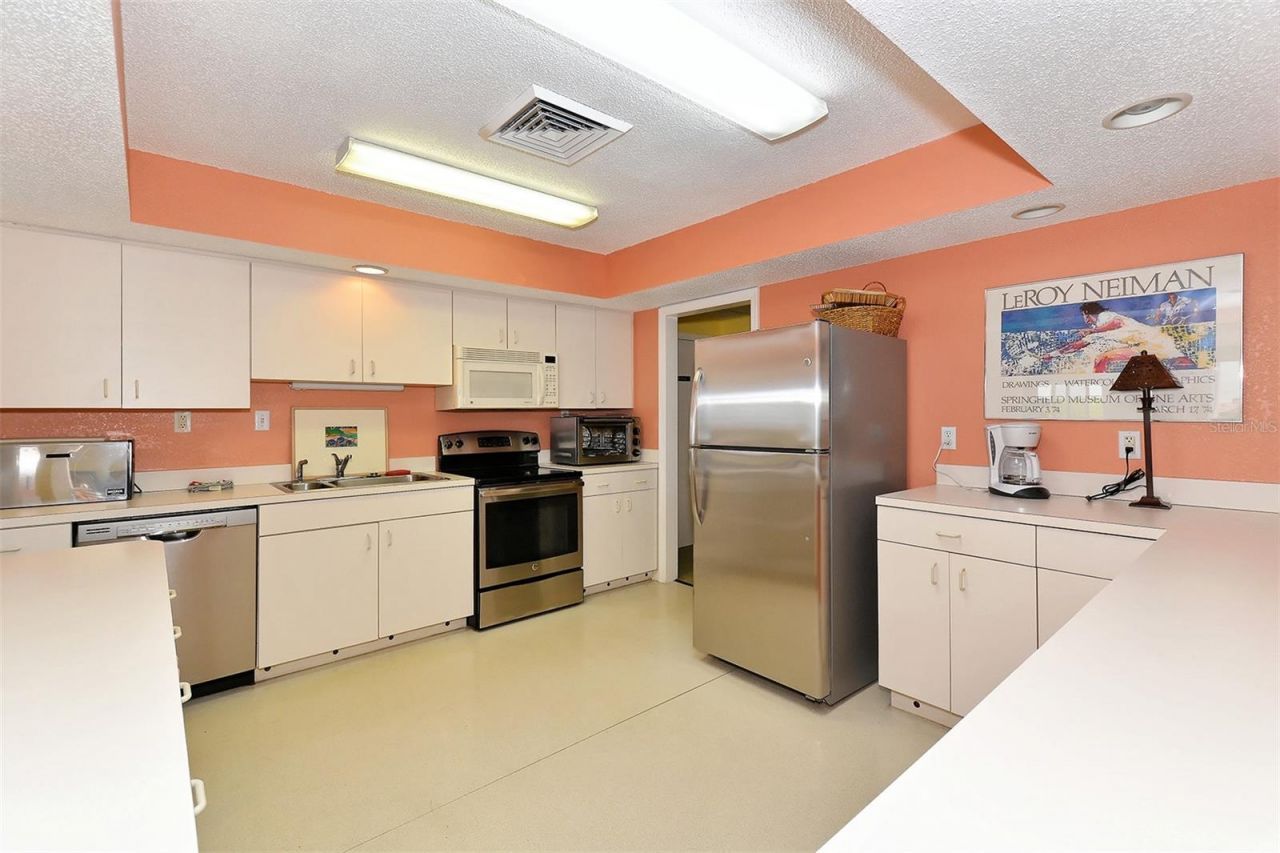 5055 Gulf Of Mexico Drive, Unit 331, Longboat Key, FL 34228 Photo